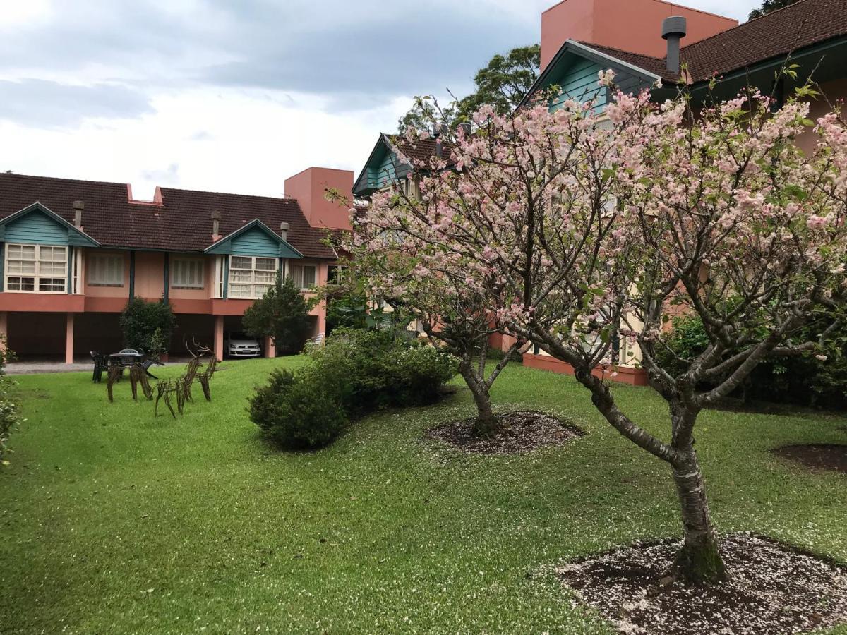 Aconchegante Duplex Para 6 Pessoas Gramado Kültér fotó
